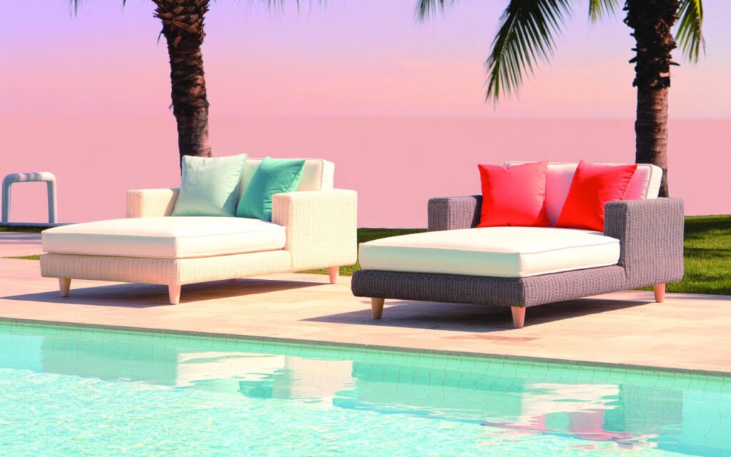 Double Chaise Lounge: Best Outdoor, Indoor, and Poolside Options